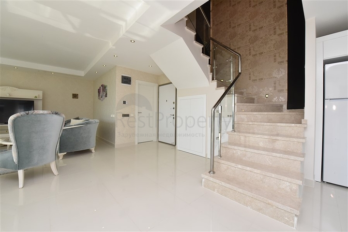 Роскошный пентхаус с видом на море