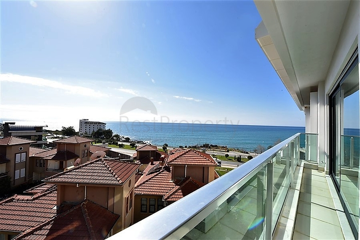 Роскошный пентхаус с видом на море