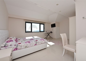 Роскошный пентхаус с видом на море