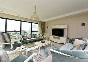 Роскошный пентхаус с видом на море