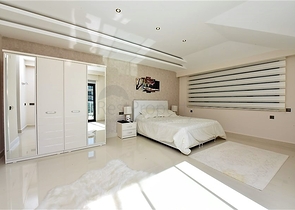 Роскошный пентхаус с видом на море