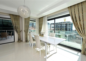 Роскошный пентхаус с видом на море