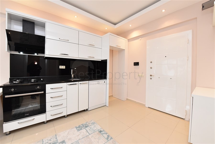 Меблированные апартаменты планировкой 1+1 на пляже Клеопатра