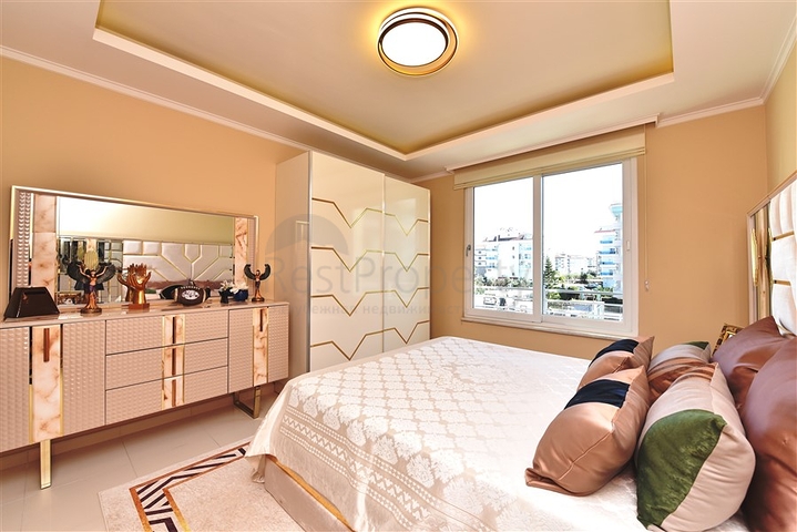 Трехкомнатная квартира с отдельной кухней в тихом районе Кестель