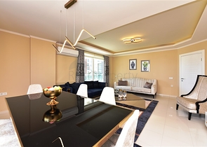 Трехкомнатная квартира с отдельной кухней в тихом районе Кестель