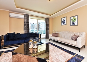 Трехкомнатная квартира с отдельной кухней в тихом районе Кестель