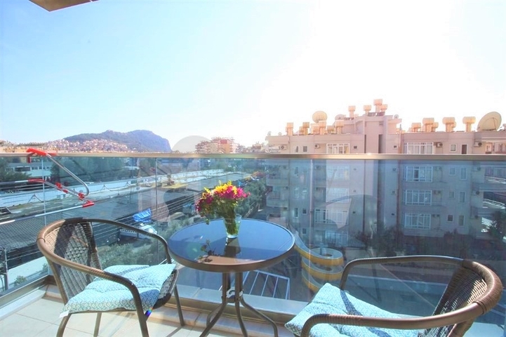 Квартира планировки 1+1 в районе Клеопатра