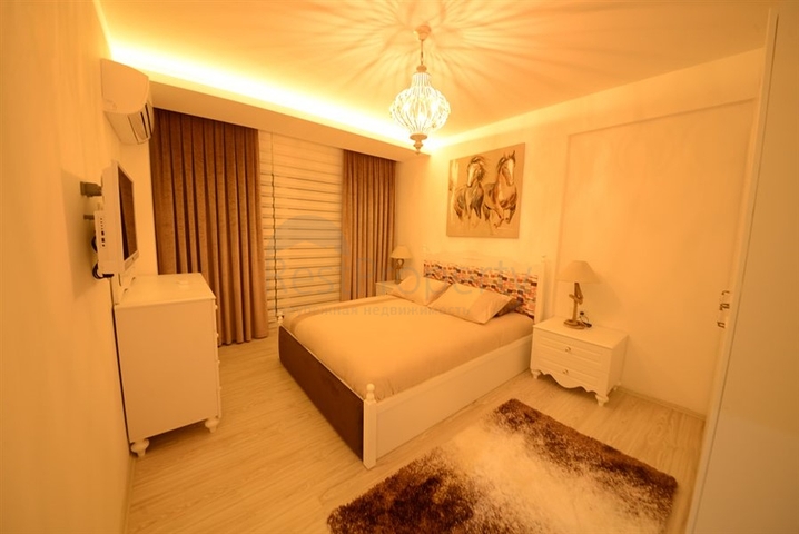 Трехкомнатная квартира в Махмутларе