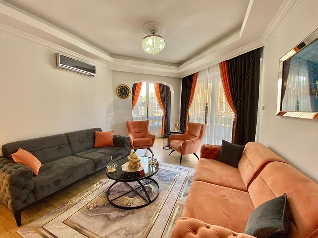 Семейная квартира в 100 метрах до моря в районе Махмутлар