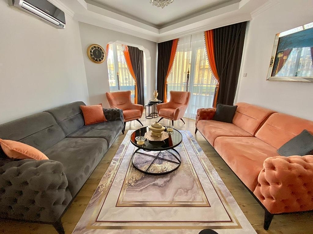 Семейная квартира в 100 метрах до моря в районе Махмутлар