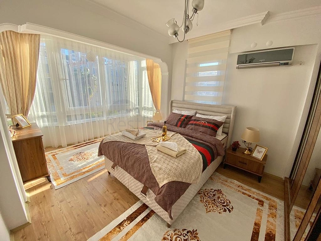 Семейная квартира в 100 метрах до моря в районе Махмутлар