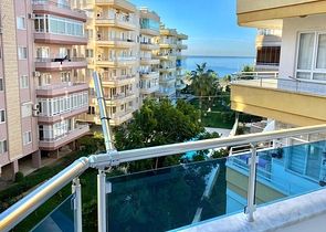 Семейная квартира в 100 метрах до моря в районе Махмутлар