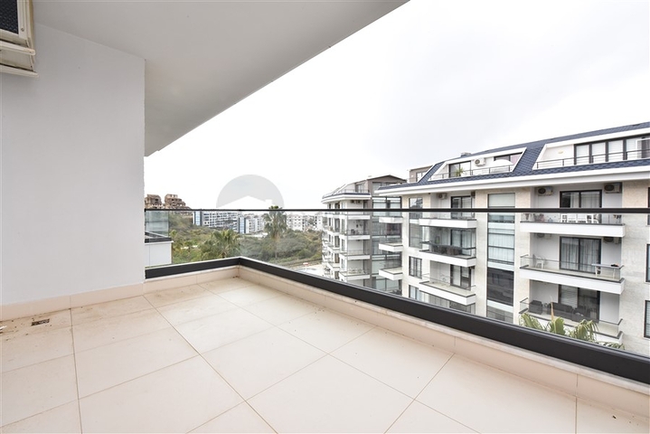 Пентхаус 3+1 в районе Кестель