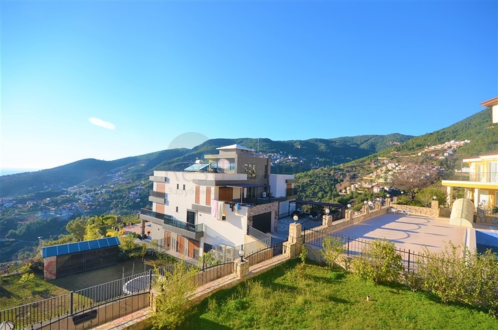 Вилла с панорамным видом на Аланью