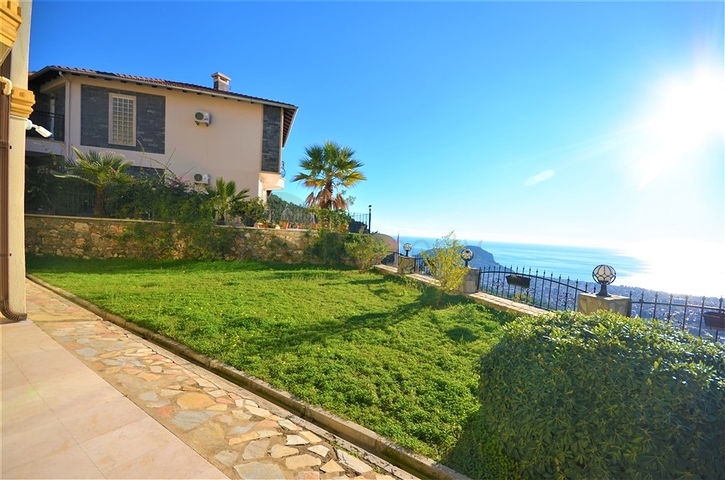 Вилла с панорамным видом на Аланью