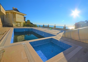 Вилла с панорамным видом на Аланью