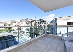 Трехкомнатная квартира в районе Авсаллар