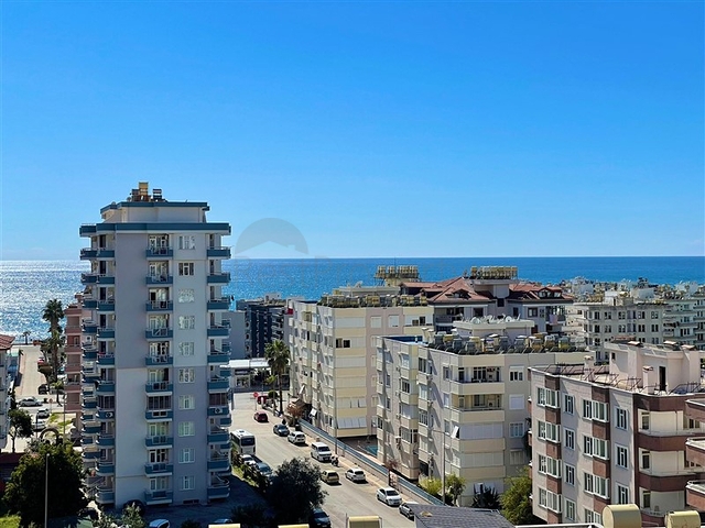 Новая двухкомнатная квартира с видом на море