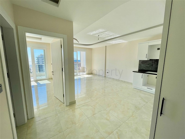 Новая двухкомнатная квартира с видом на море