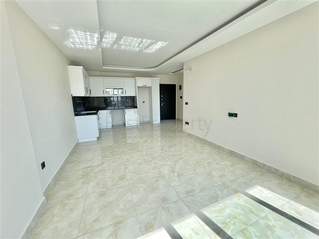 Новая двухкомнатная квартира с видом на море