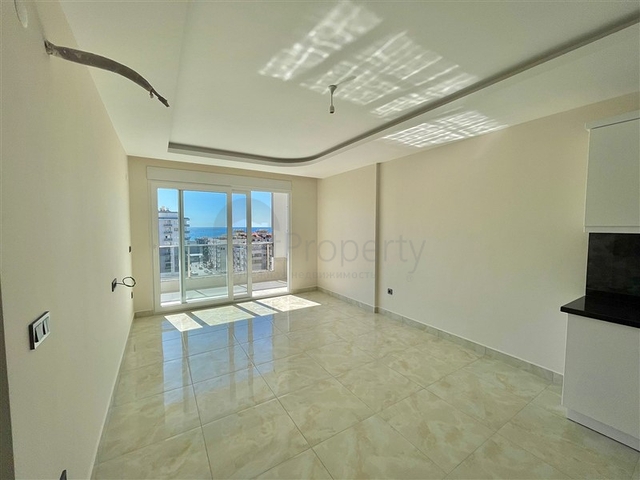 Новая двухкомнатная квартира с видом на море