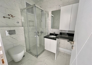 Новая двухкомнатная квартира с видом на море