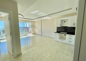 Новая двухкомнатная квартира с видом на море