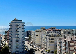 Новая двухкомнатная квартира с видом на море