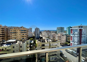 Новая двухкомнатная квартира с видом на море