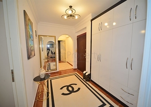 Трехкомнатная квартира в районе Махмутлар