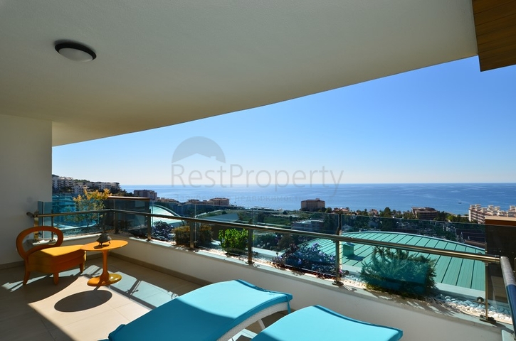 Пентхаус 3+2 в престижном проекте в районе Конаклы