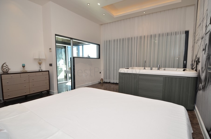 Пентхаус 3+2 в престижном проекте в районе Конаклы