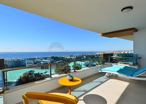 Пентхаус 3+2 в престижном проекте в районе Конаклы