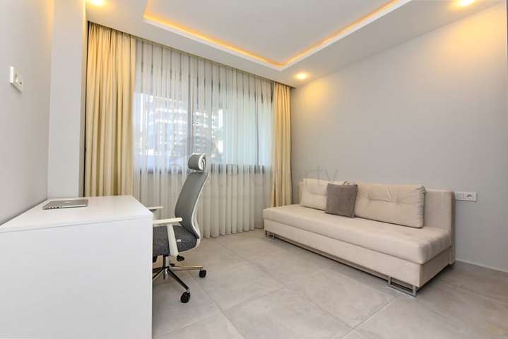 Ультрасовременный дуплекс 3+1 со своим садом в люксовом комплексе