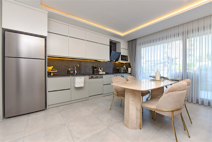 Ультрасовременный дуплекс 3+1 со своим садом в люксовом комплексе