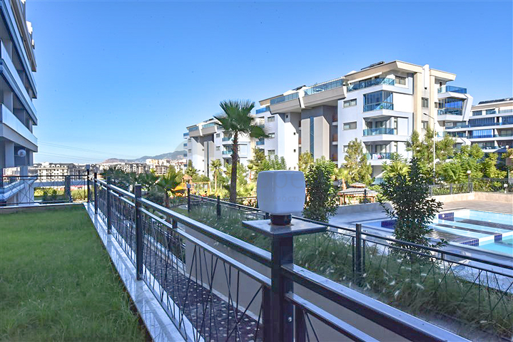 Ультрасовременный дуплекс 3+1 со своим садом в люксовом комплексе