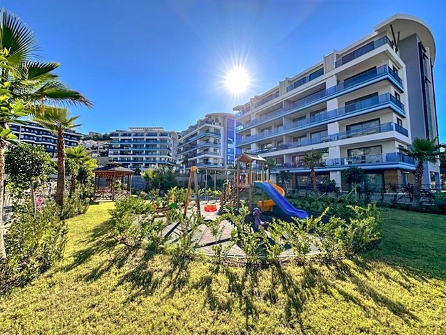 Ультрасовременный дуплекс 3+1 со своим садом в люксовом комплексе