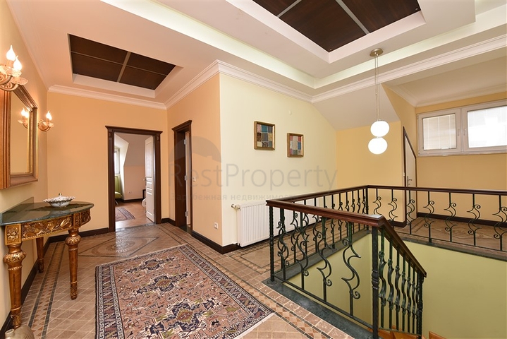 Меблированный пентхаус 3+1 в районе Оба