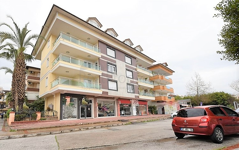 Меблированный пентхаус 3+1 в районе Оба