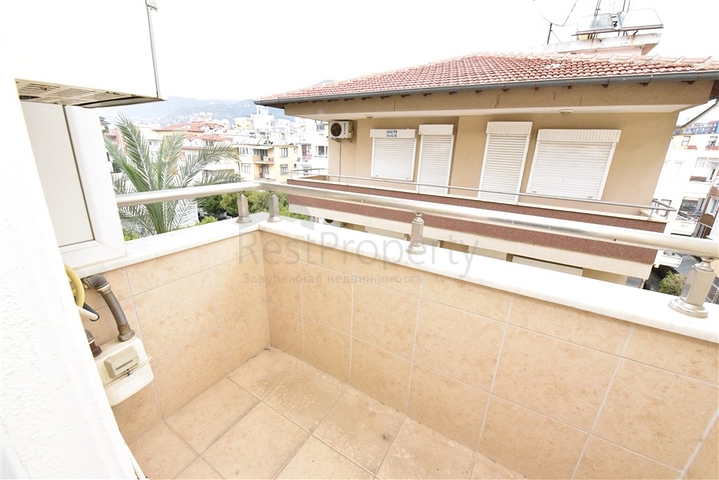 Меблированный пентхаус 3+1 в районе Оба