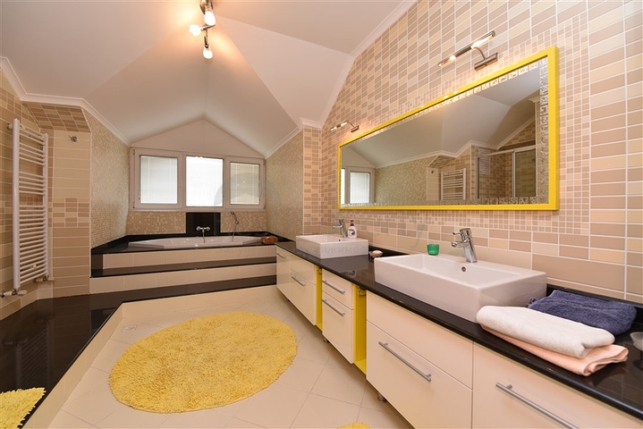 Меблированный пентхаус 3+1 в районе Оба