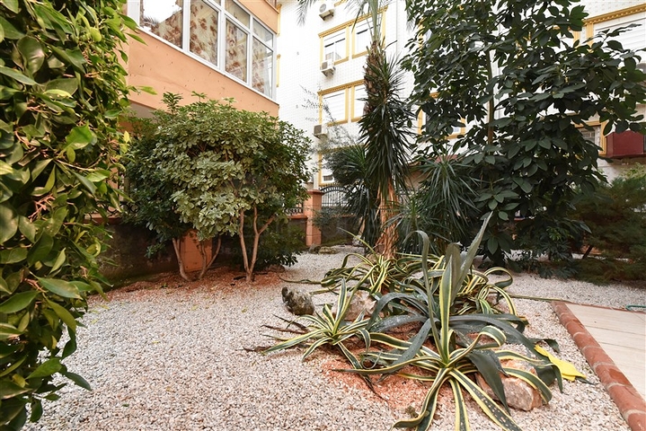 Меблированный пентхаус 3+1 в районе Оба