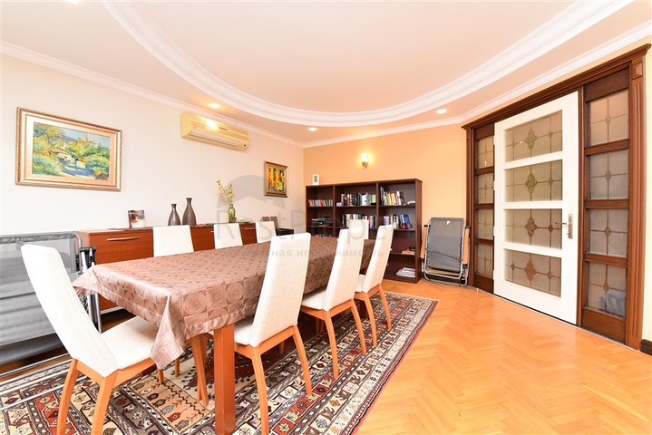 Меблированный пентхаус 3+1 в районе Оба