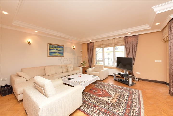 Меблированный пентхаус 3+1 в районе Оба