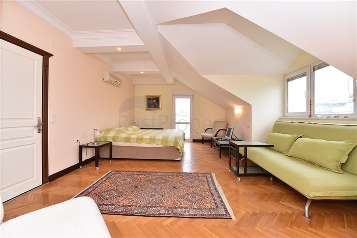 Меблированный пентхаус 3+1 в районе Оба