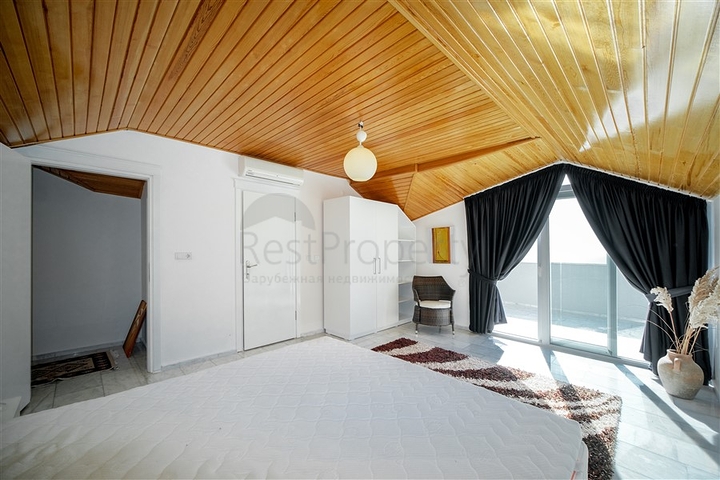 Потрясающая вилла 5+1 с видом на море