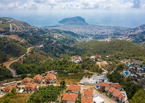 Потрясающая вилла 5+1 с видом на море