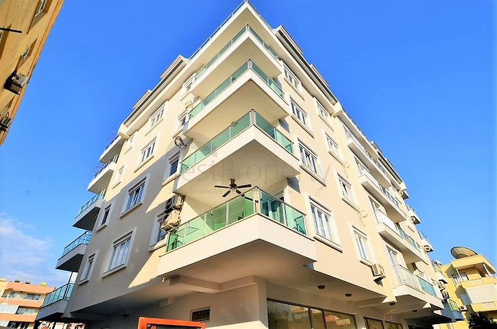 Трехкомнатный просторный пентхаус в самом сердце района Оба