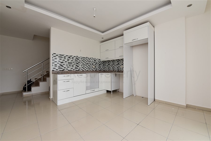 Трехкомнатный просторный пентхаус в самом сердце района Оба