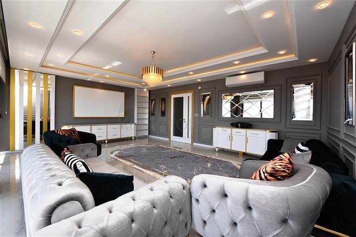 Пентхаус 3+1 в центральном районе Алании